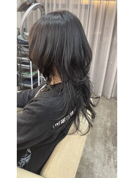 アーキヘアーカリス(archi hair charis) ロングウルフカット