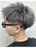 シルバーカラー×スキンフェード