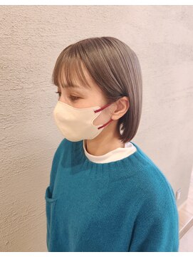 リミックスヴィラ(remix Villa) 外国人風グレージュカラー.。o○