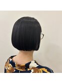 ぱつっとミニボブ