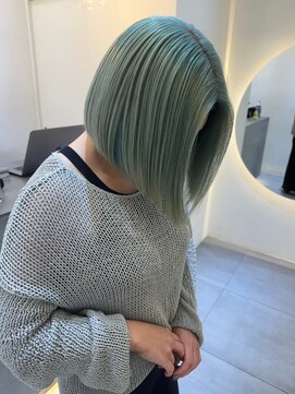 ノク(nok) ライム_オリーブベージュレイヤーカットウェットヘア