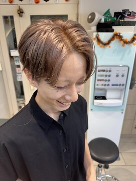 テトラ バイ ネオリーブ 横浜西口店(tetra by neolive) 横浜★ハイトーンミルクティーベージュ