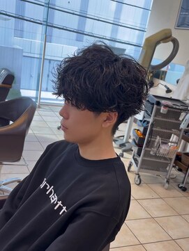 ディータ(Dita) ラフシャドウパーマ