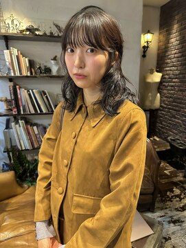 トレンチ(TRENCH) レイヤーパーマ　ボブルフ　黒髪パーマ