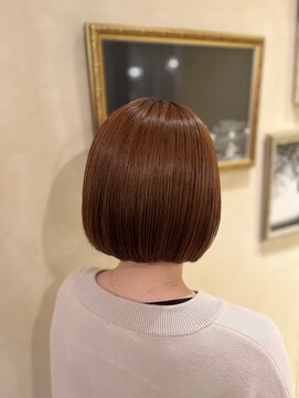 アルス(ALUZ) ぱつっとボブ