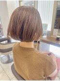 ワンカールクリームパーマの刈り上げボブ