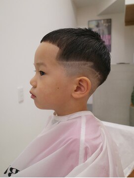 キブンスタンド(KIBUN stand) フェードカット