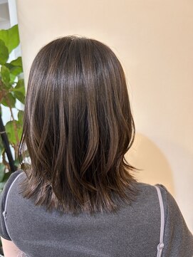 ル コワン ククー(Le coin coucou) オリーブカラー