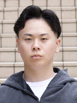 ザバーバー 渋谷(THE BARBER) テーパーフェード+眉毛カット