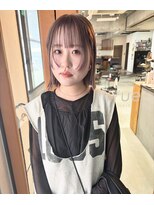 ユエ(Yue) ハイトーンベージュボブ