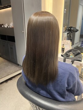 ロンドジェネルーズ 柏(Lond generous) オリーブグレージュ