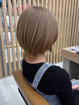 ピーディーヴィセオ 新さっぽろ店(PD VISEO) ベージュ