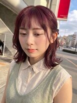 アッシュ 川崎店(Ash) ワインレッドカラー×外ハネくびれミディ【Ash川崎店】