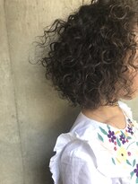 ビビト(bibito) bibito スパイラルカーリー ネオソバージュ エッジショートボブ