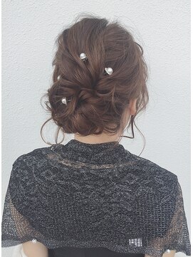 ヘアデザイン ダブル(hair design Double) およばれヘアアレンジ