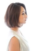 30代40代に人気ワンカールボブで大人綺麗なスタイル