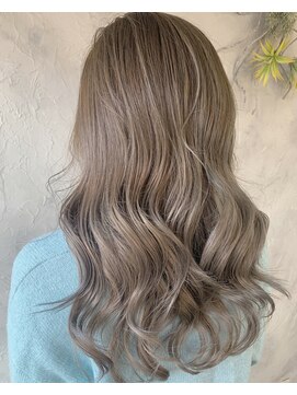 ヘアスタジオニコ(hair studio nico...) ミルクティー