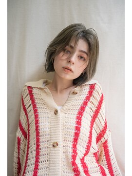 ルーム(Loom.) オリーブベージュボブ