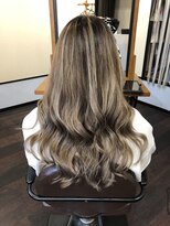 リピュア(Re:PURe)&nbsp;**アッシュグレージュハイライトバレイヤージュ**