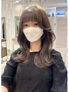 レイラバイアフロート 吉祥寺(Lila by afloat) レイヤーカット/グレーベージュ/20代、30代、40代