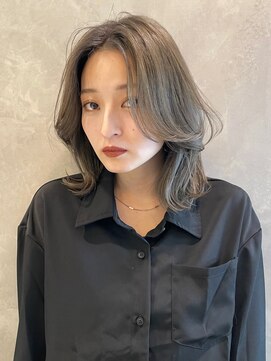 トルネード(TORNADO) 韓国風へア 似合わせカット くびれへア オリーブグレージュM0902