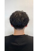 大人ソフトパーマ黒髪マッシュナチュラルビジネス学生20代310代