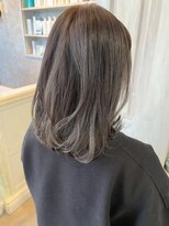 キャアリー(Caary)&nbsp;福山人気ブリーチなし透明感グレージュワンカール巻き髪10代20代