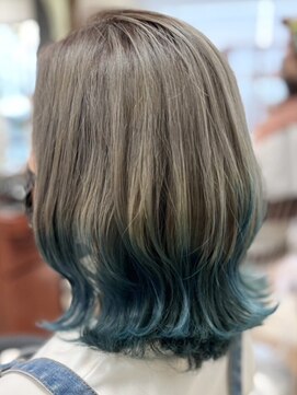 ヘアークリアー せんげん台 美髪 おしゃれ大人のデザインカラー 裾カラー ブルーグリーン