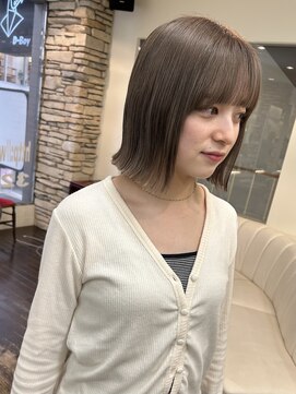 ディーボーイ 下通本店(D-BOY) グレージュカラー