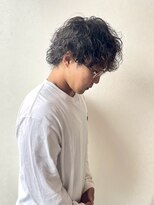 ラフ バイ マグ 南松本(R.A.F. by Mag) 波巻きパーマ襟足ありウルフヘア波打ちパーマツイストスパイラル