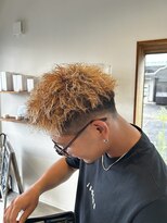 バック(BUCK)&nbsp;稲妻ショート