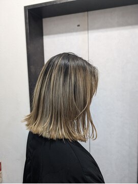 レガーレ(Legare) シャドールーツ