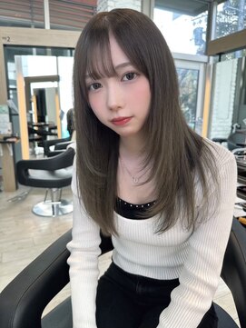 インク サカエ(inq sakae) ロングレイヤー/透明感グレージュ