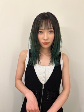 シーン(SCENE) [天神今泉/黒髪カタログ/クラゲヘアー/オリーブグレー]