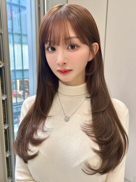ディーバ 錦糸町(D.I.E.V.A) 20代30代40代ストレートロングレイヤーカットアッシュブラウン