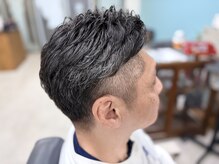 サムズヘア(Sam's hair)の雰囲気(【東区/理容室/メンズ】三角点通りに面しております。)