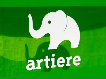 アルティエーレ(artiere)の写真/染めた後の痒みとサヨナラ!頭皮に優しいノンジアミン・米粉カラーで、ダメージレスな白髪染め・白髪ぼかし