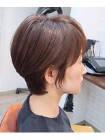 ヘアーサロン カヴィエ(hair salon covie)&nbsp;レイヤーオングラデーション　ショート　くびれショート