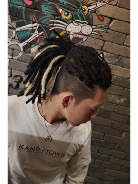 フォーコーナーズカットショップスリーセント 栄(FourCornersCutShop 3/cent) ドレッド