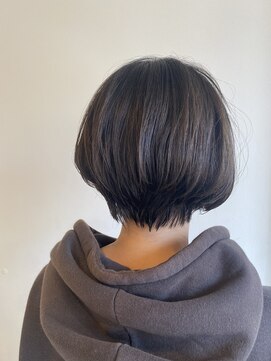 アプレ(appeler) 丸みショートボブ