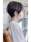 マッシュショート小顔ショートインナーカラー白髪ぼかし