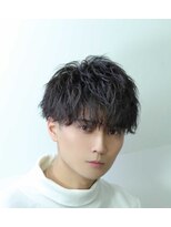 ルームスプラスアガリ(ROOMS+AGARI) メンズマッシュ清潔感アリの首回り