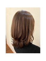 エルサフィロ キタハマ(el zafiro kitahama)&nbsp;20×30×40代×ブラウンカラー×くびれヘア×ツヤカラー