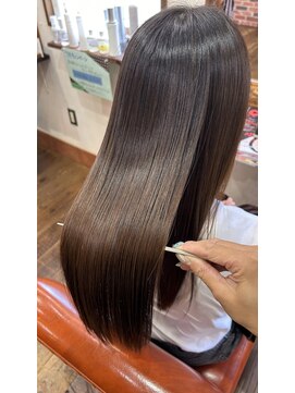 ル コワン ククー(Le coin coucou) 酸性ストレート