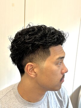 ヘアーアンドグルーミング ヨシザワインク(HAIR&GROOMING YOSHIZAWA Inc.) 爽やかオシャレフェードカットパーマショート