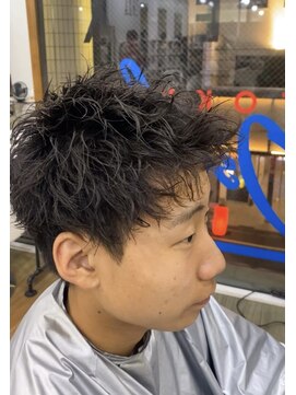 オーシャントーキョー 大阪(OCEAN TOKYO) 波巻きパーマメンズツイストスパイラルパーマツーブロック