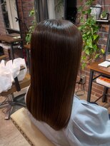 スット 渋谷(slut) くせ毛改善ストレート