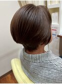 大人キレイミルクティーブラウン小顔マッシュショートボブ50代