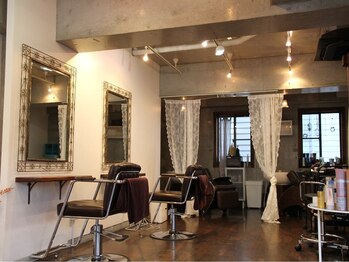 ヘアーエパヌイ(HAIRepanui)の写真/上質なサロンタイムをあなたに♪HAIRepanuiで心も髪もリラックス◎デザインカラーもお任せ★