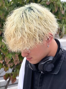 エルマーク 四条烏丸(L-MARK) ダブルカラー/ツイストパーマ/スパイラルパーマ/men's